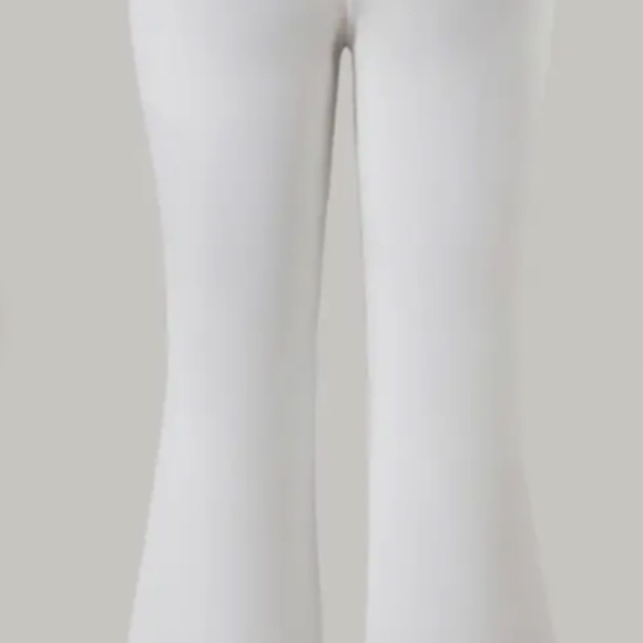 CUTE 2X WHITE CASUAL ANKLE PULL ON STRETCH FLARED PANTS - Picture 3 of 3